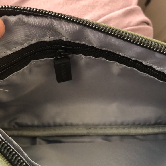 NWT IHKWIP Nylon Detachable Double Pouch Crossbody w/Strap - Picture 8 of 9